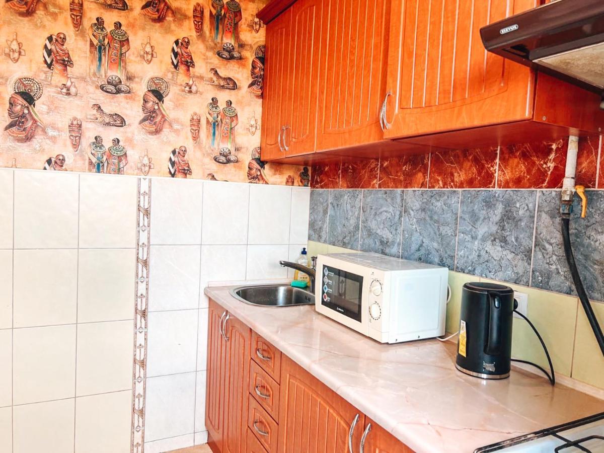 Apartment Near Metro Station Darnitsa Kiev Exteriör bild