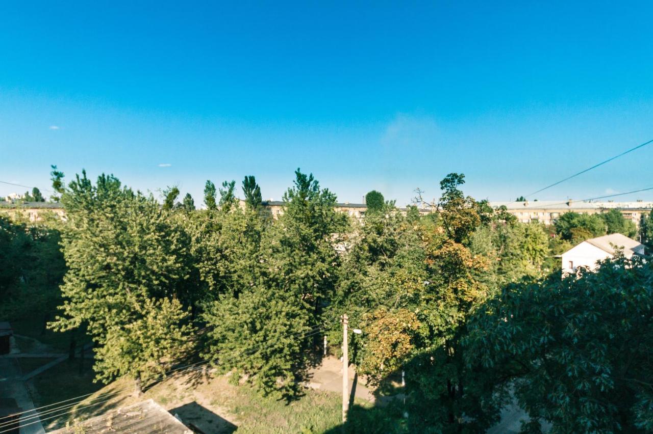 Apartment Near Metro Station Darnitsa Kiev Exteriör bild